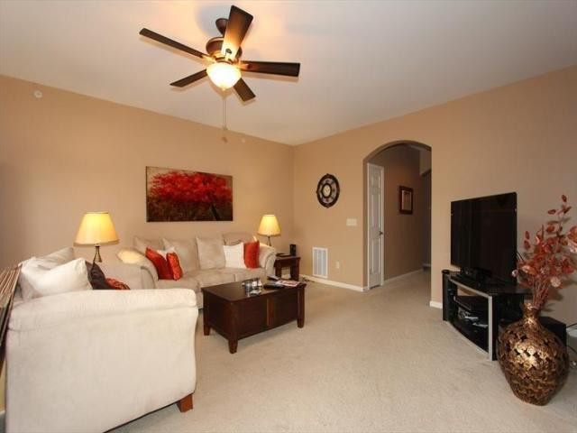 658 Rivers Breeze Drive Covington, KY 41016 - Photo 2 of 9
