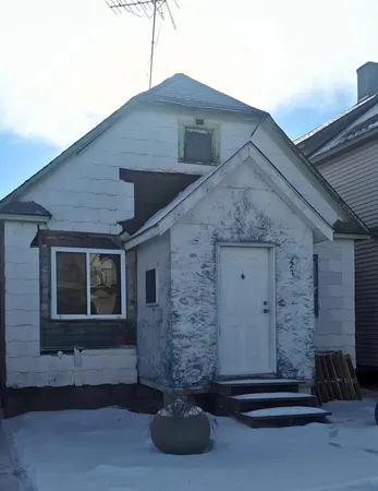 $36,000 | 121 West 2nd Avenue, Keewatin, MN 55753