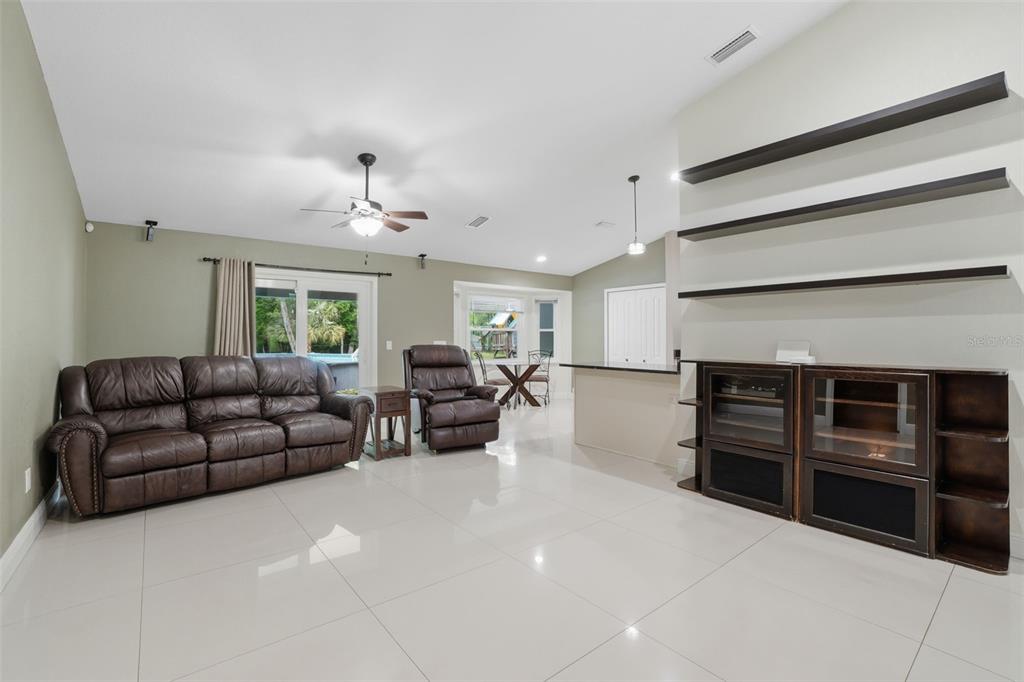 130 East Bahama Road Winter Springs, FL 32708 - Photo 13 of 48