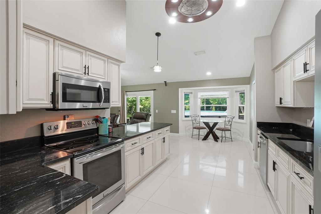 130 East Bahama Road Winter Springs, FL 32708 - Photo 17 of 48