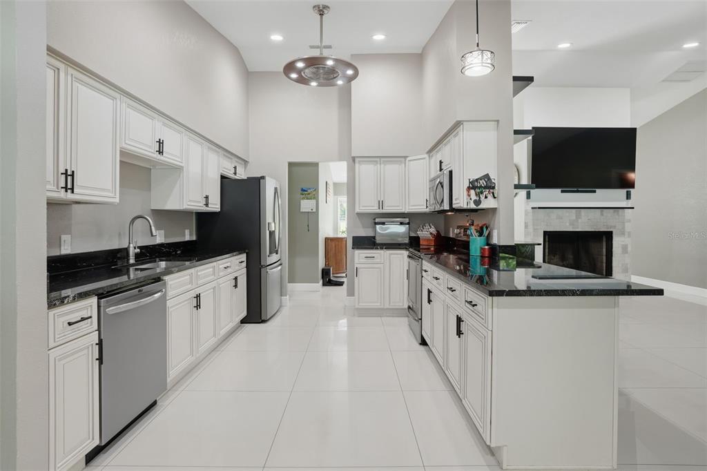 130 East Bahama Road Winter Springs, FL 32708 - Photo 19 of 48