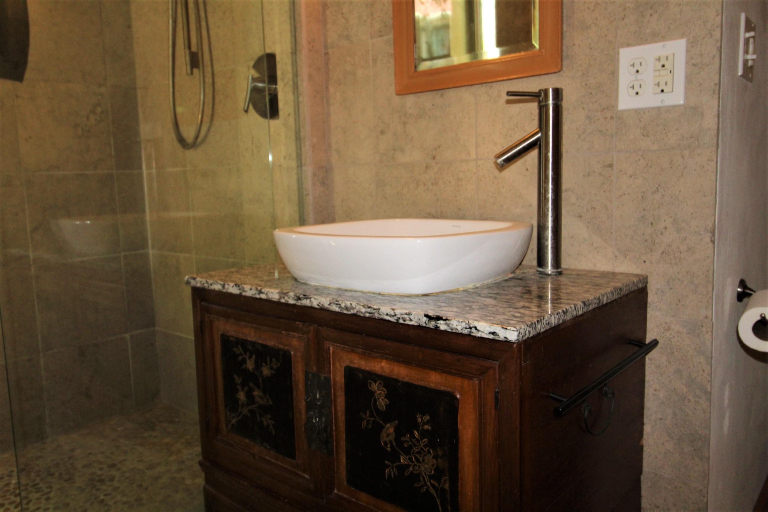 17170 North Applegate Road Grants Pass, OR 97527 - Photo 29 of 68 Master bath
