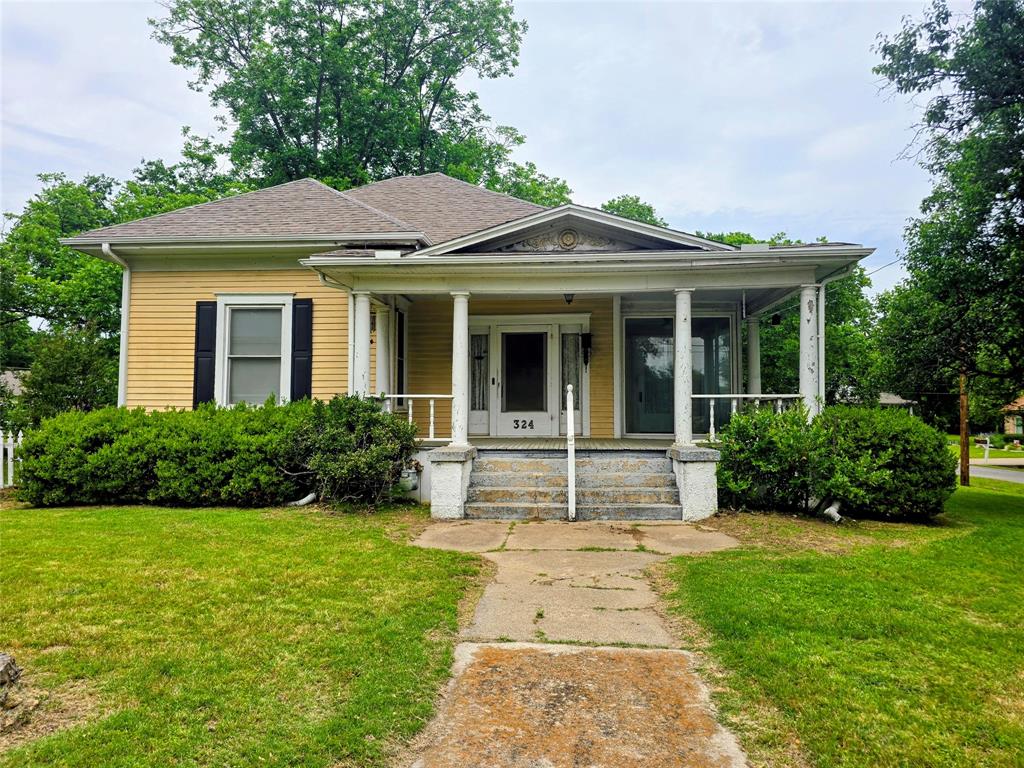 324 East Liberty Street Pilot Point, TX 76258 - Photo 1 of 22