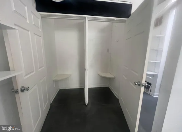 a view of an outdoor space