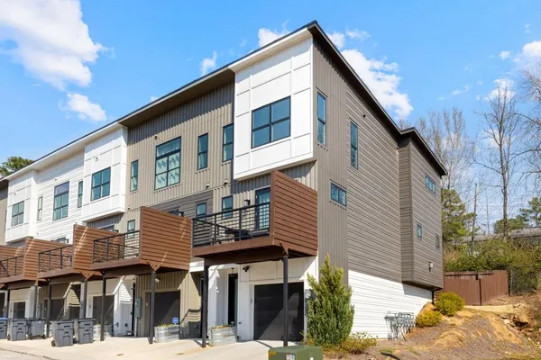 $3,200 | 2356 Mason Drive, Unit B7, Atlanta, GA 30316