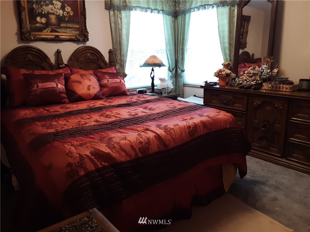 15922 Agate Street Southeast Yelm, WA 98597 - Photo 13 of 20