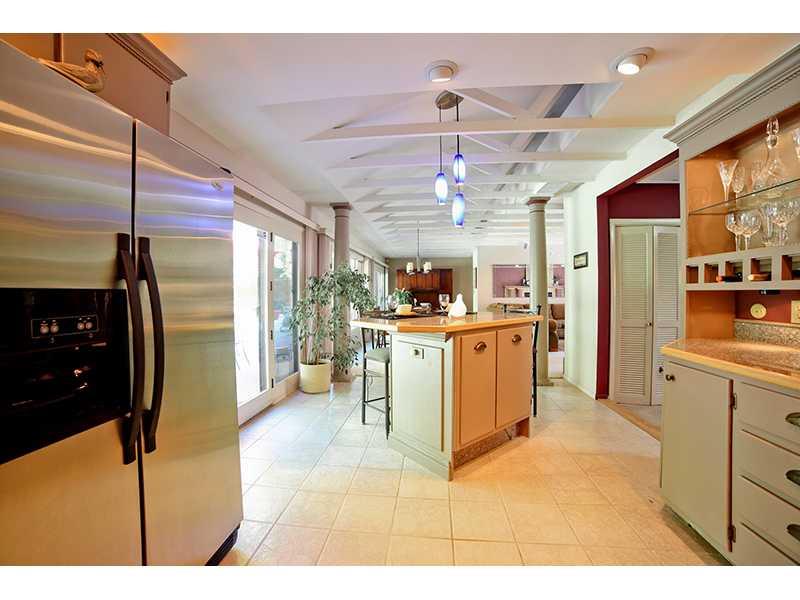 8021 Lieber Road Indianapolis, IN 46260 - Photo 13 of 24 Gallery Image 13