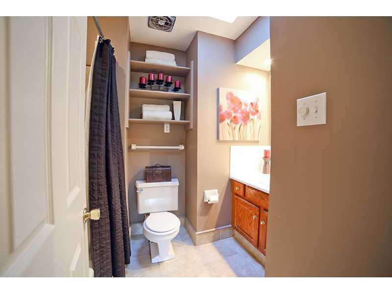 8021 Lieber Road Indianapolis, IN 46260 - Photo 14 of 24 Gallery Image 14