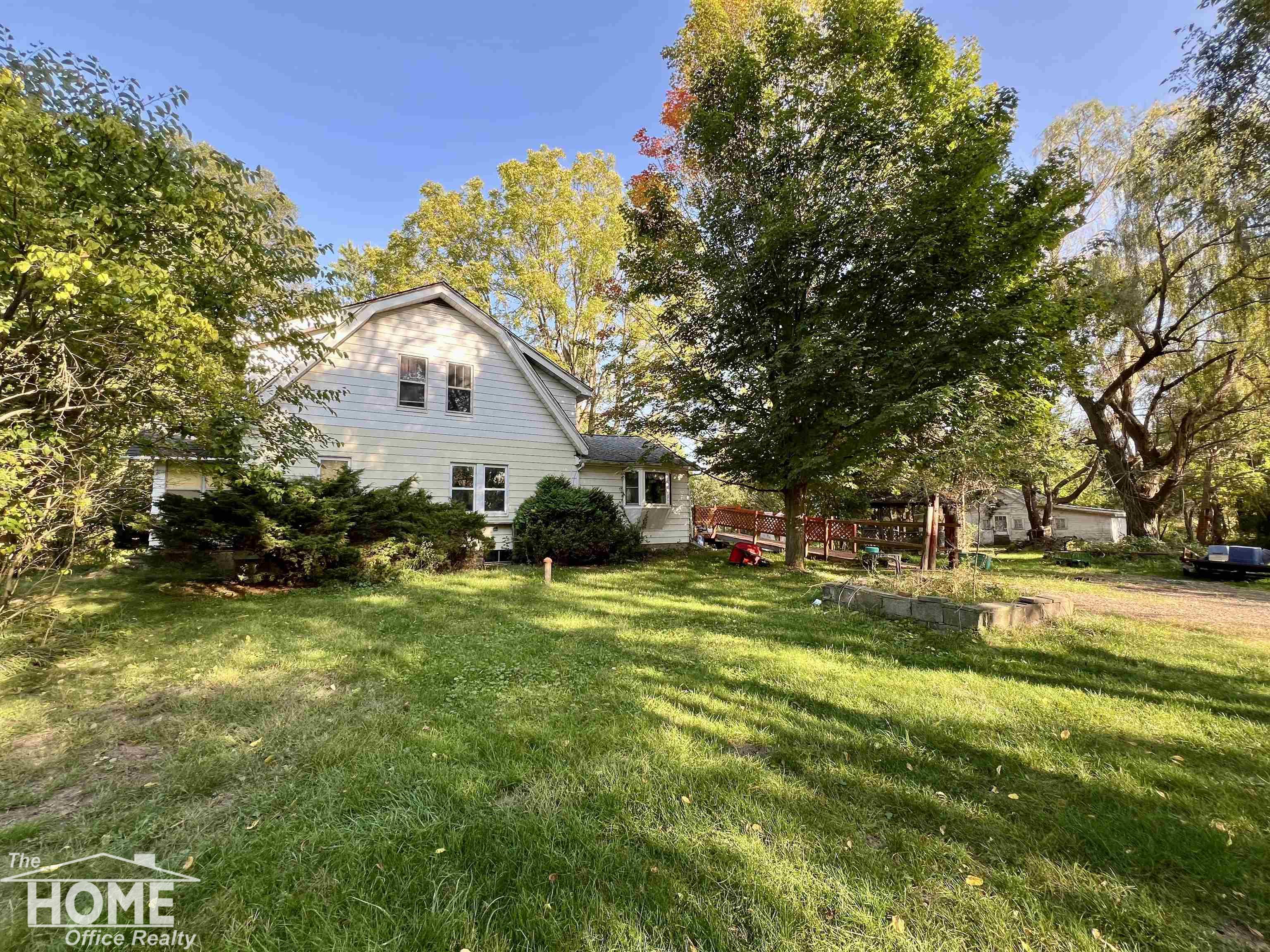 1940 Grand River Road Bancroft, MI 48414 - Photo 4 of 30