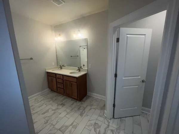 $1,950 | 711 Ewing Boulevard, Unit A, Murfreesboro, TN 37130