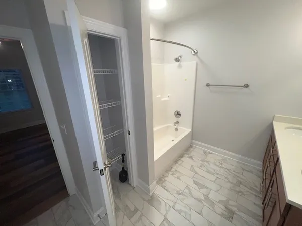 $1,950 | 711 Ewing Boulevard, Unit A, Murfreesboro, TN 37130