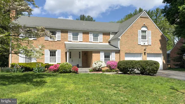 $1,359,500 | 9125 Copenhaver Drive, Potomac, MD 20854