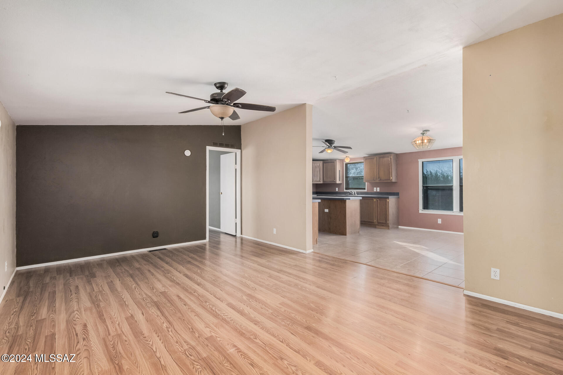 11241 North Derringer Road Marana, AZ 85653 - Photo 10 of 29