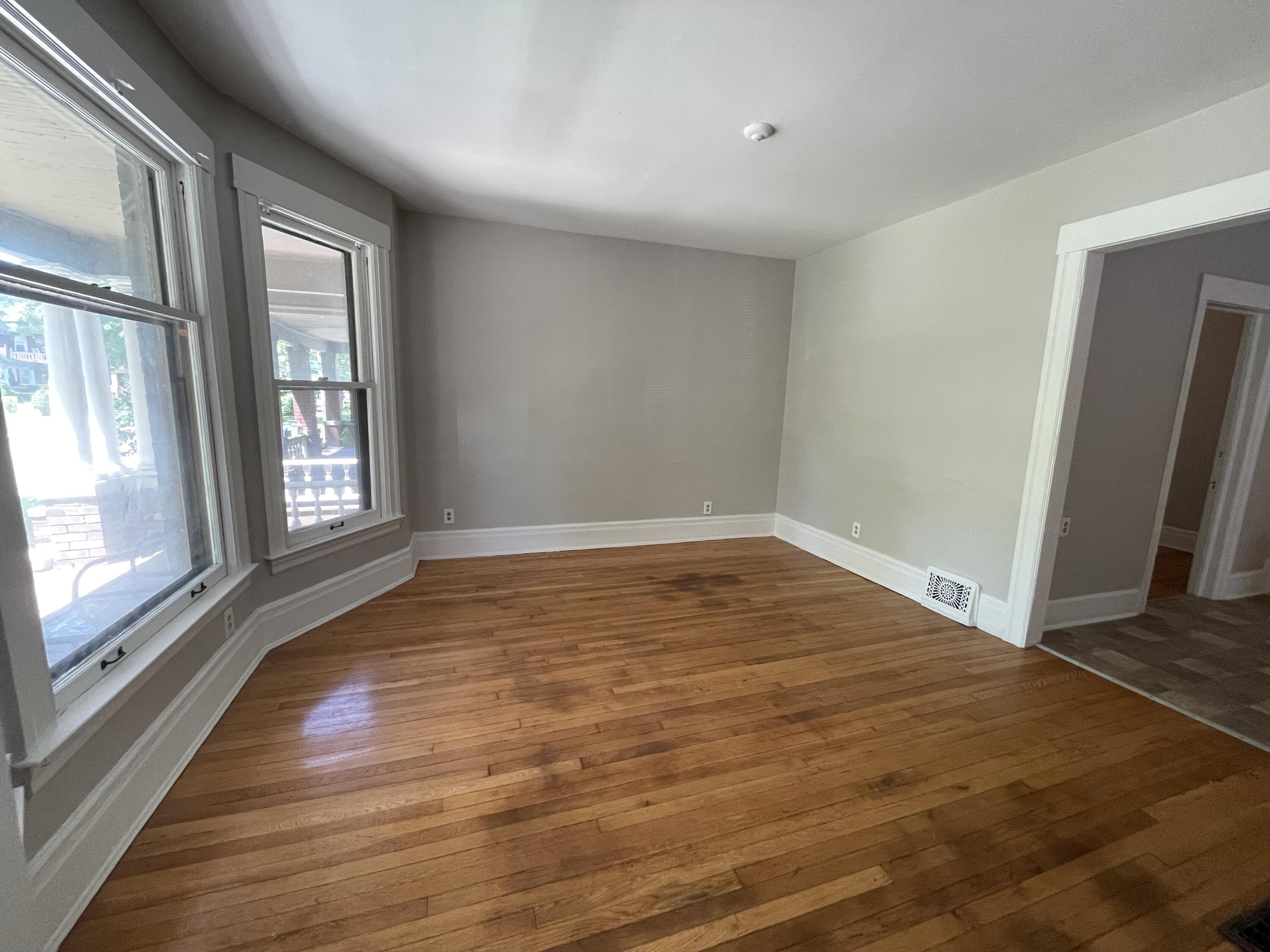 4858 Commonwealth Street, Unit 1 Detroit, MI 48208 - Photo 2 of 7 IMG_3269