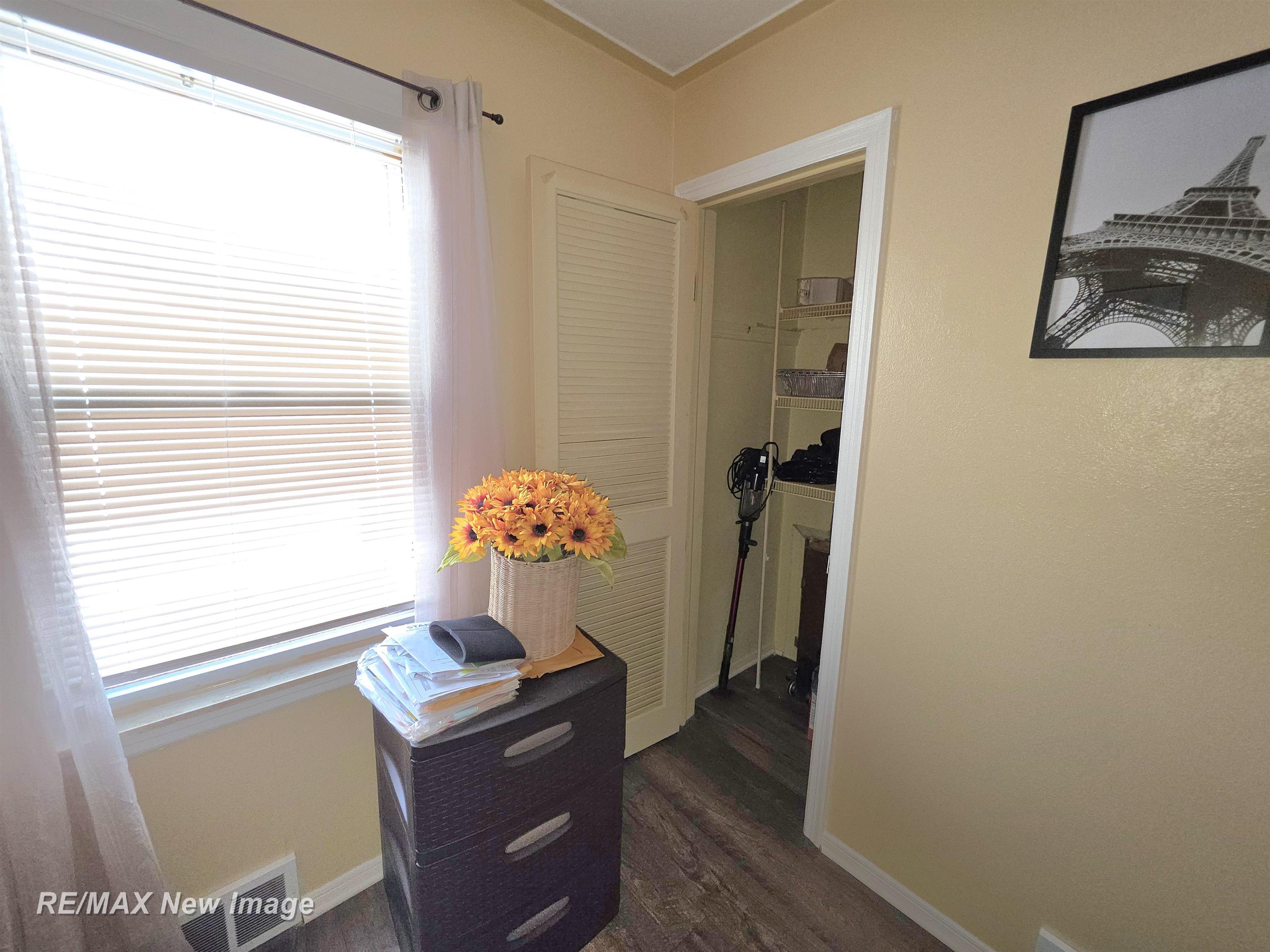 2906 Brandon Street Flint, MI 48503 - Photo 22 of 42