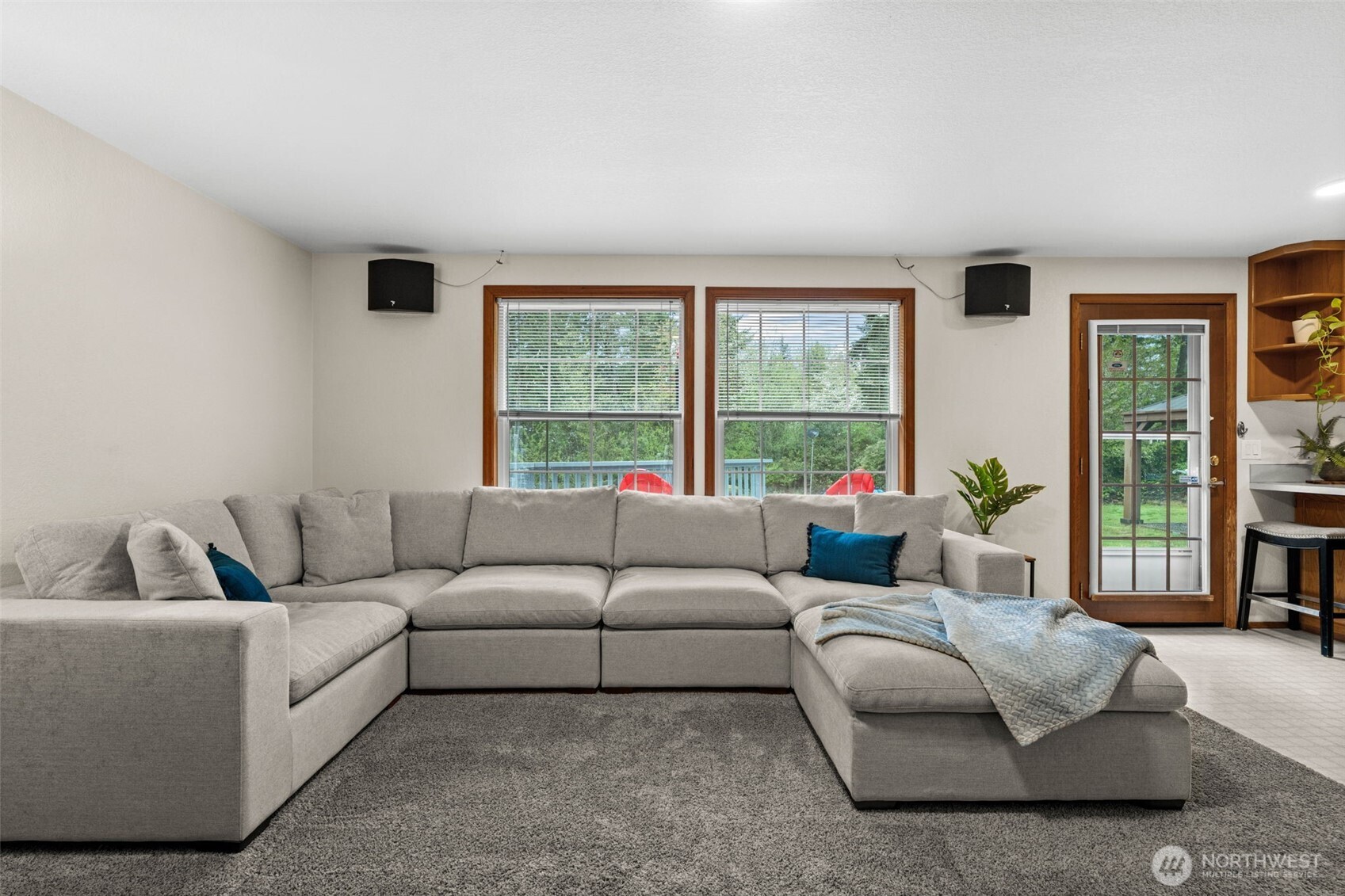 6620 North Van Decar Road Southeast Port Orchard, WA 98367 - Photo 17 of 39