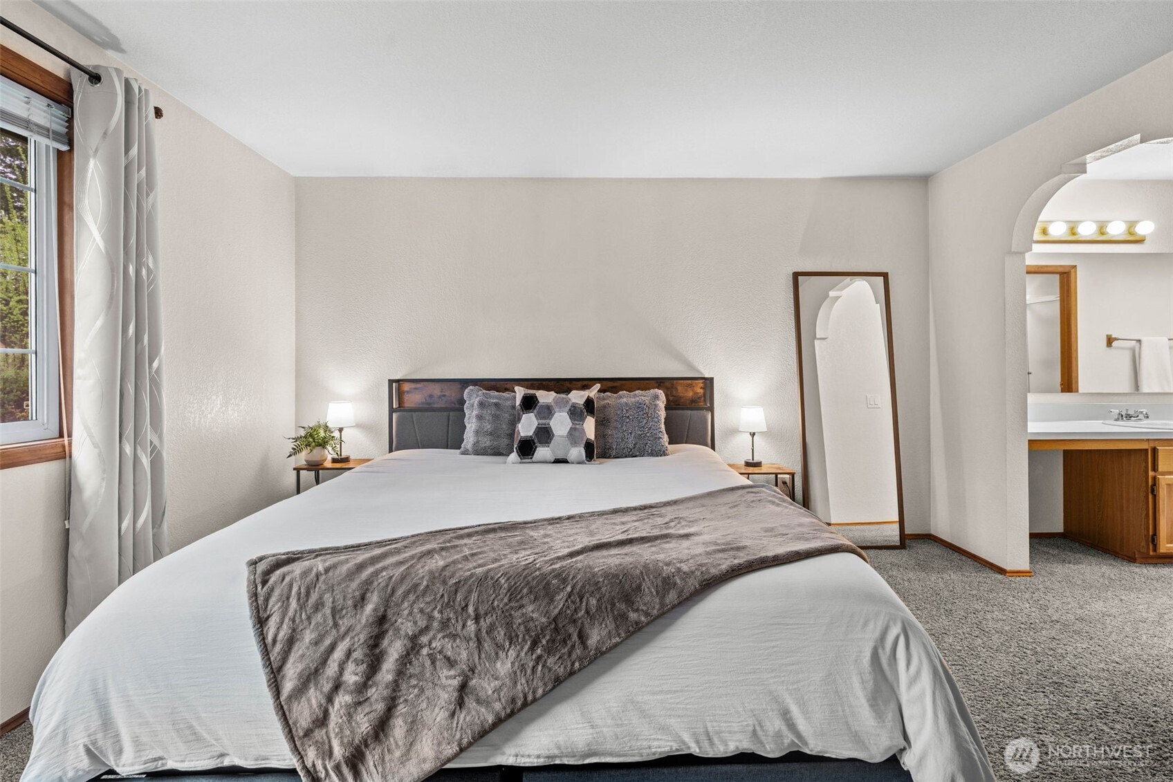 6620 North Van Decar Road Southeast Port Orchard, WA 98367 - Photo 22 of 39