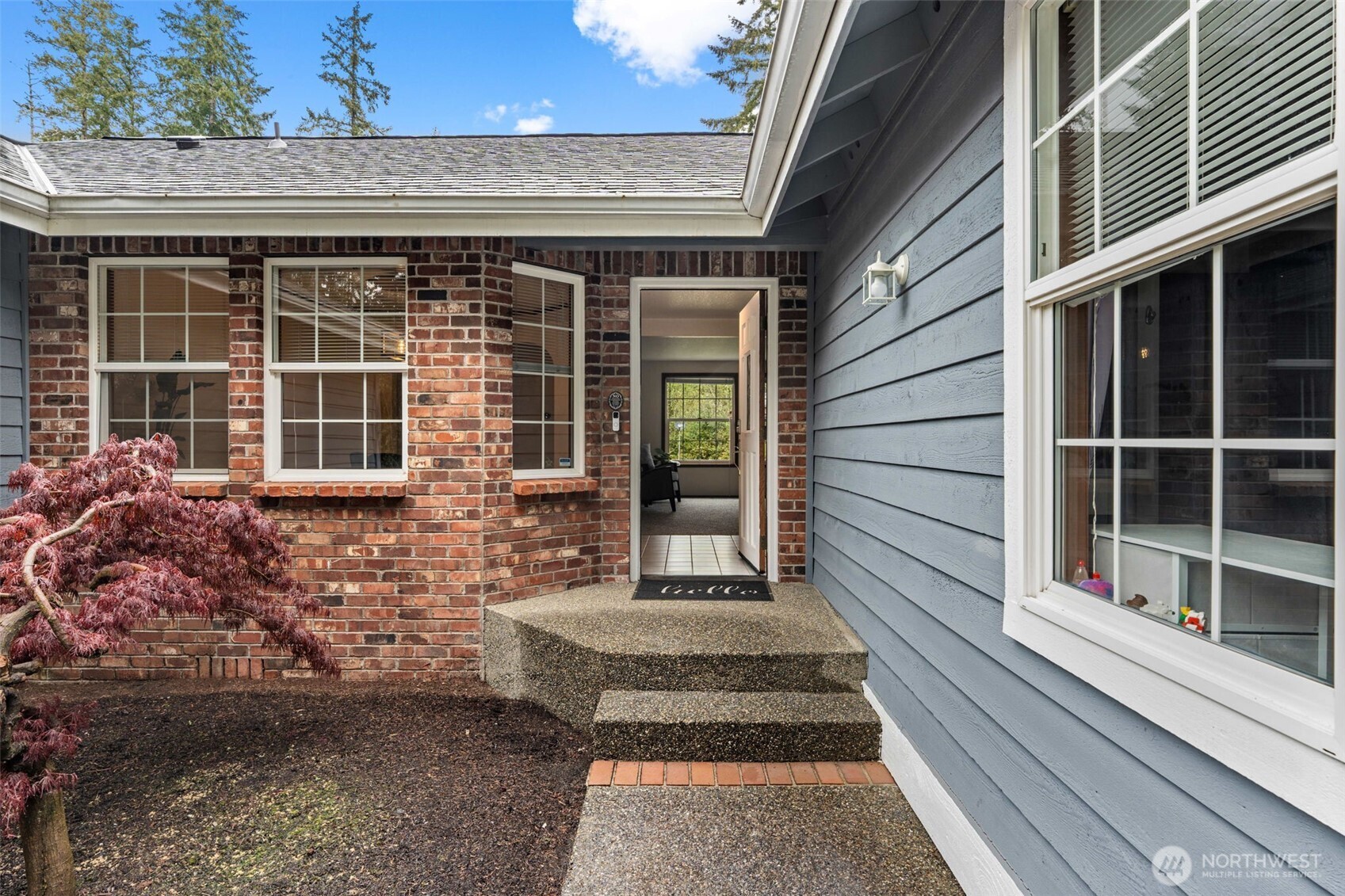 6620 North Van Decar Road Southeast Port Orchard, WA 98367 - Photo 4 of 39
