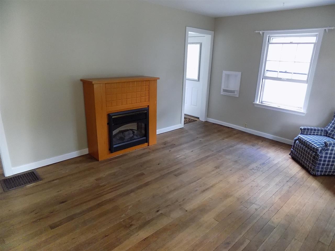 1610 Kingston Road Kokomo, IN 46901 - Photo 3 of 14 Gallery Image 3