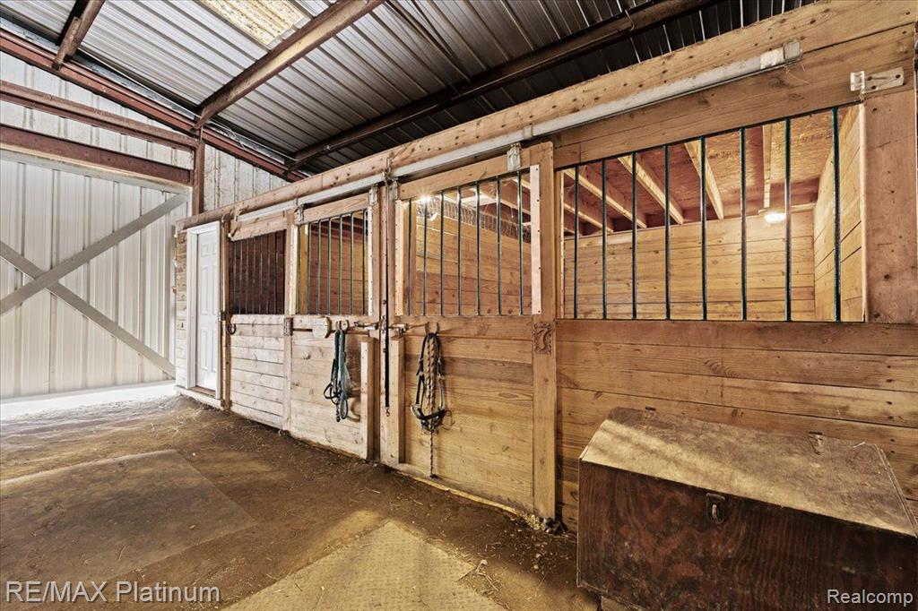 3566 Curdy Road Howell, MI 48855 - Photo 41 of 57 Gallery Image 41