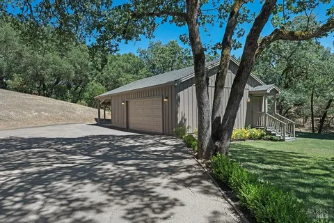 $4,495,000 | 5519 Dry Creek Road, Healdsburg, CA 95448