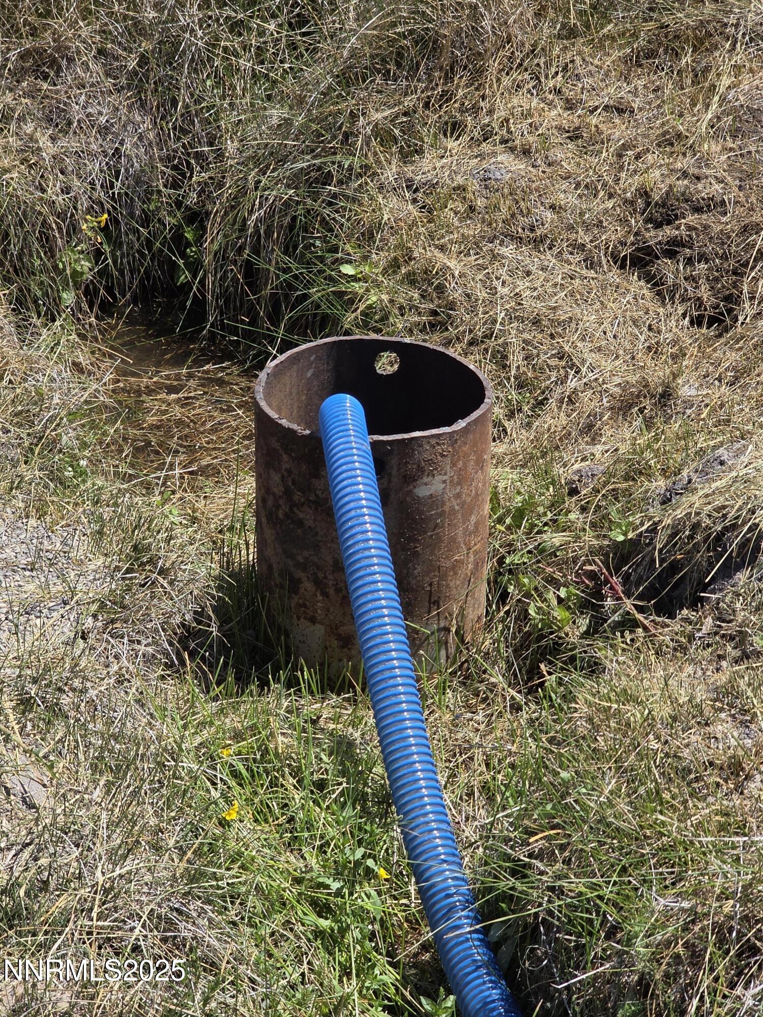 3305 High Rock Road Reno, NV 89510 - Photo 21 of 36 a view of a bathtub in a bathroom