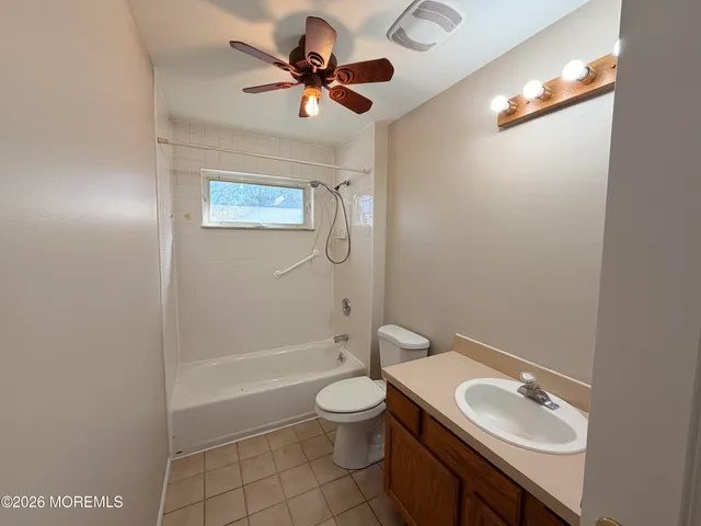 $2,600 | 703 Parkside Avenue, Toms River, NJ 08753