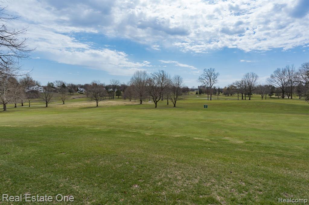 888 Green View Court Rochester Hills, MI 48307 - Photo 26 of 29