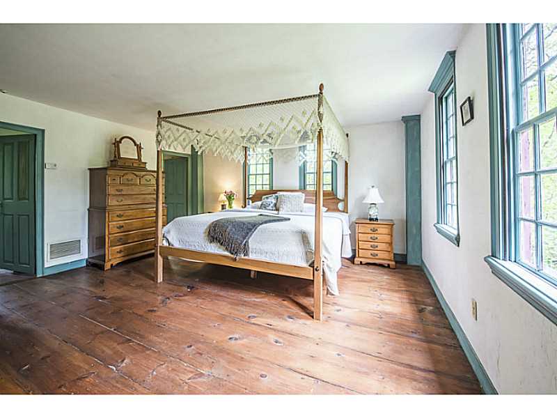 600 Great Road Lincoln, RI 02865 - Photo 13 of 24 Master Bedroom.