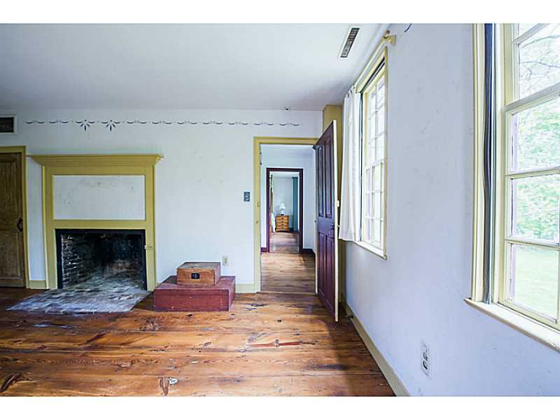 600 Great Road Lincoln, RI 02865 - Photo 17 of 24 Bedroom.