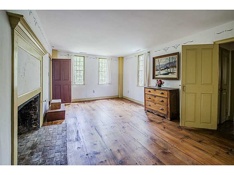600 Great Road Lincoln, RI 02865 - Photo 19 of 24 Bedroom.