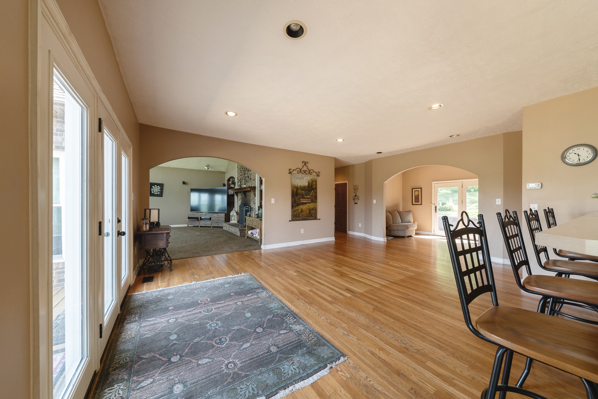 2150 Wilson Hill Road Lewisburg, TN 37091 - Photo 21 of 38 a view of a living room and dining room
