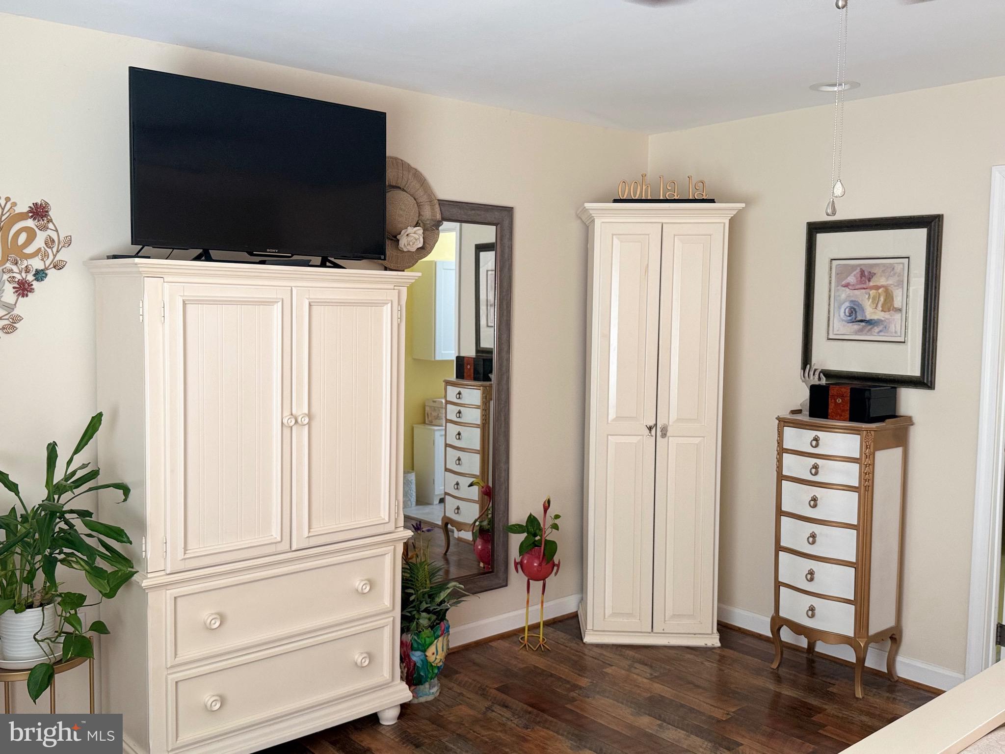 1157 Granny Smith Road Linden, VA 22642 - Photo 14 of 42 Master Bedroom