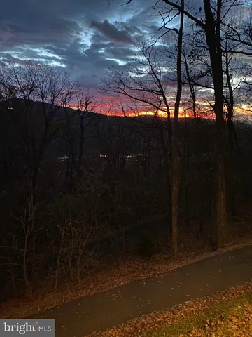 $480,000 | 1157 Granny Smith Road, Linden, VA 22642