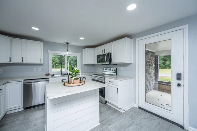 $269,748 | 4649 Highway 52, St. Stephen, SC 29479