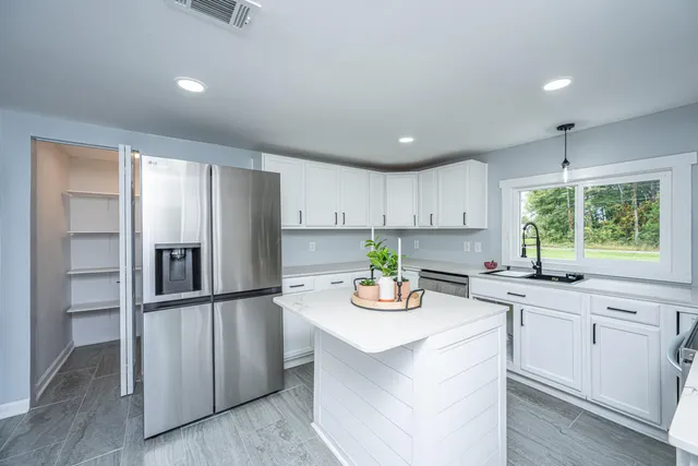 $269,748 | 4649 Highway 52, St. Stephen, SC 29479