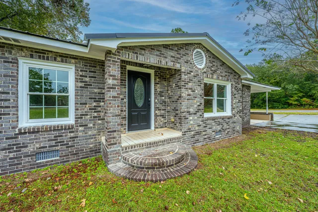 $269,748 | 4649 Highway 52, St. Stephen, SC 29479