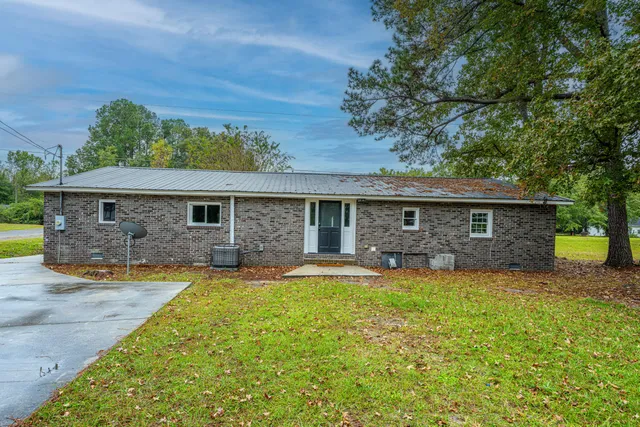 $269,748 | 4649 Highway 52, St. Stephen, SC 29479