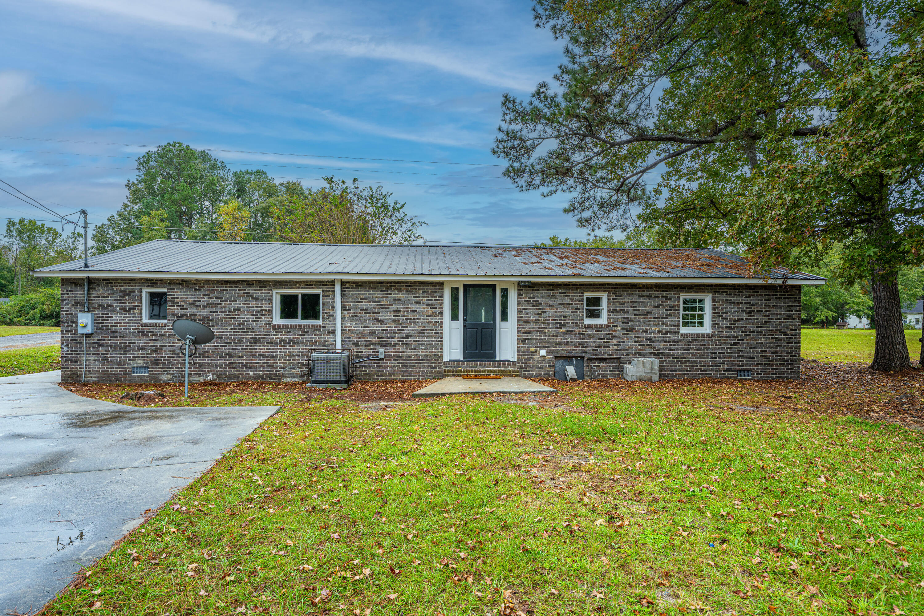 4649 Highway 52 St. Stephen, SC 29479 - Photo 45 of 65 4649NHwy52_035