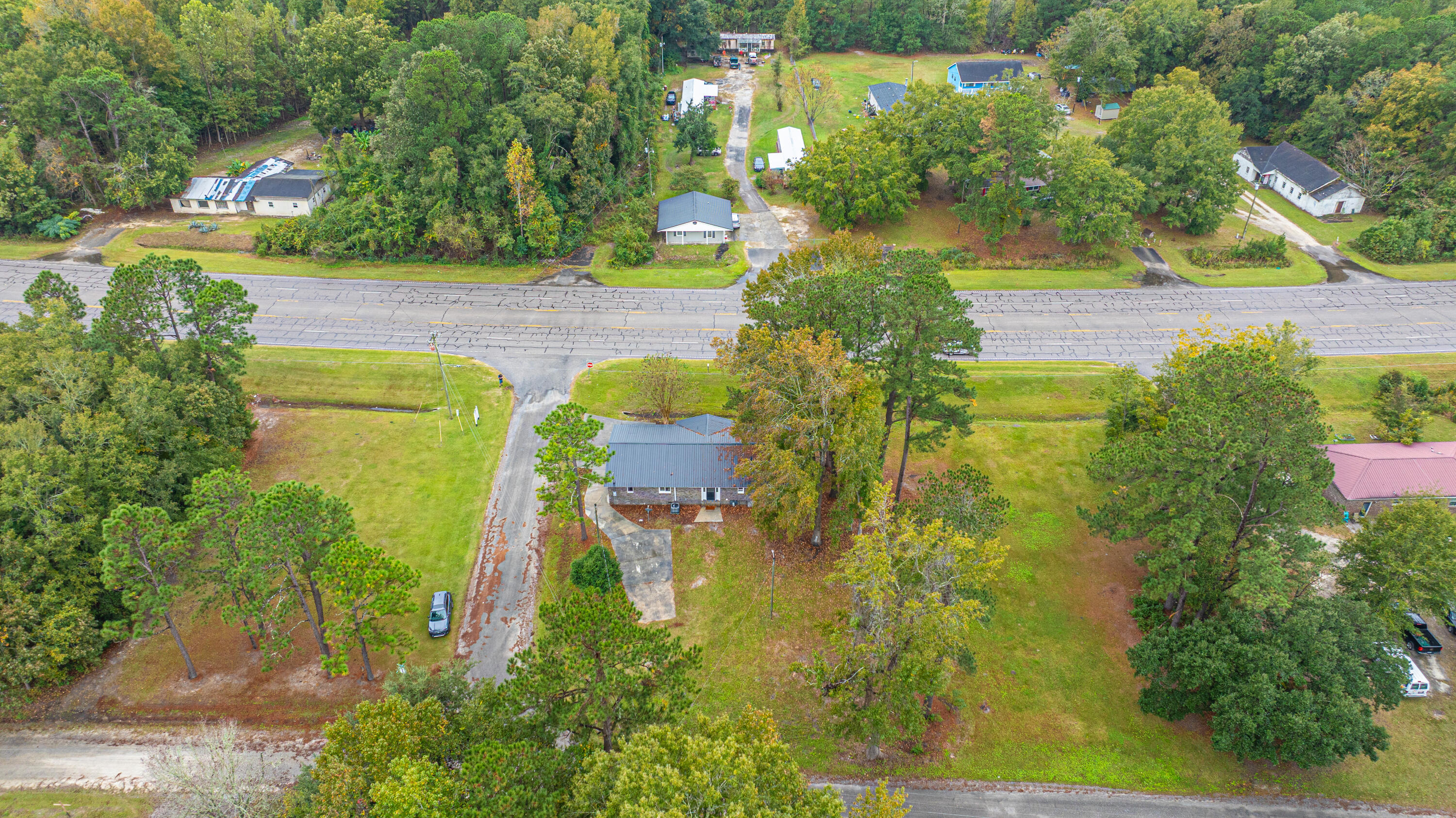 4649 Highway 52 St. Stephen, SC 29479 - Photo 51 of 65 4649NHwy52_059