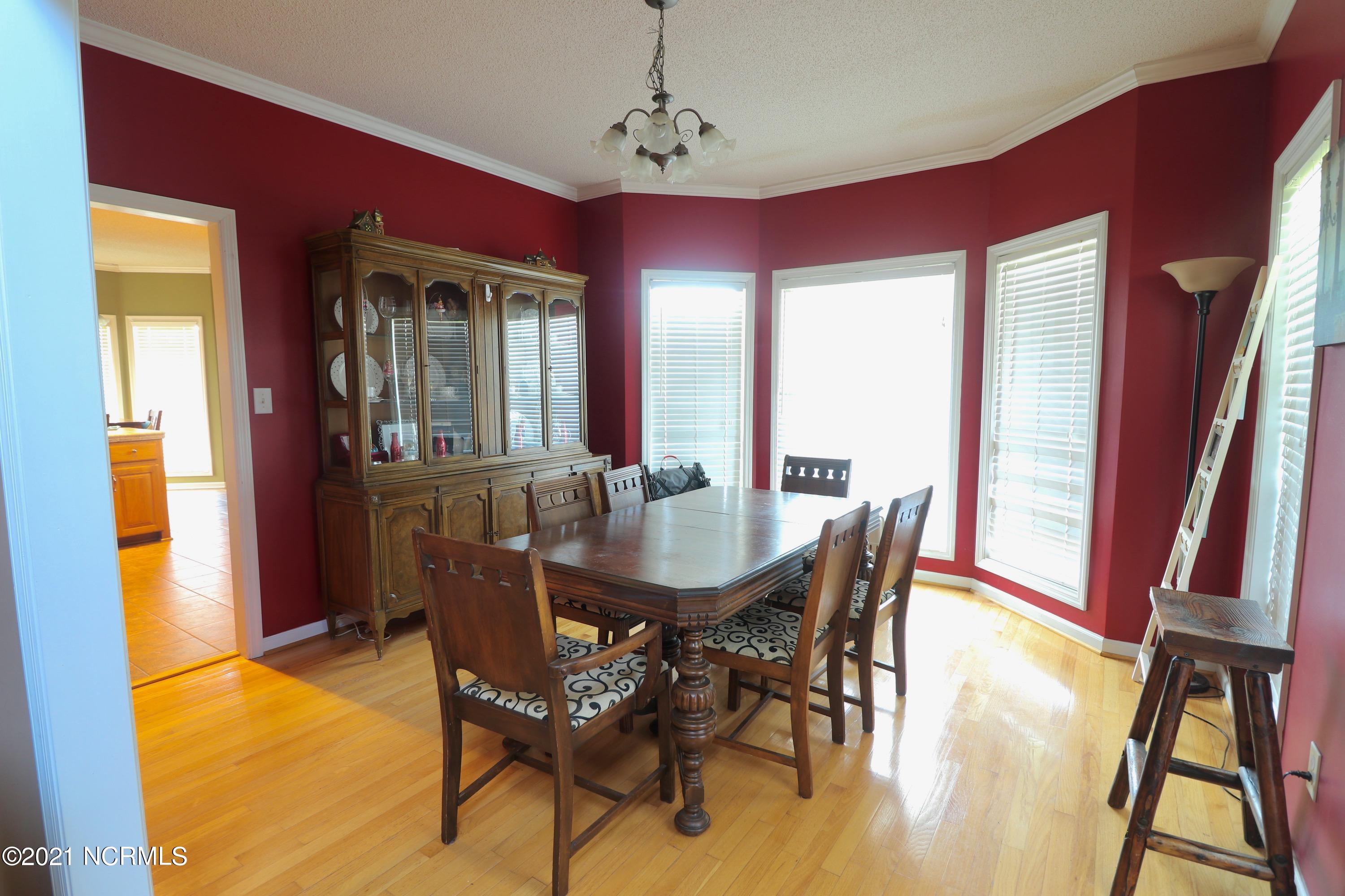10268 Peacock Road Chadbourn, NC 28431 - Photo 6 of 27 dining