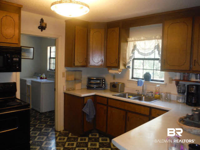 33975 Sunset Drive Lillian, AL 36549 - Photo 3 of 17 Kitchen