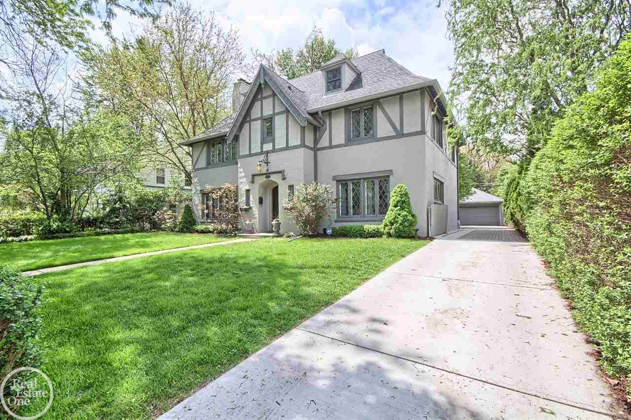 1045 Harvard Road Grosse Pointe Park, MI 48230 - Photo 2 of 29
