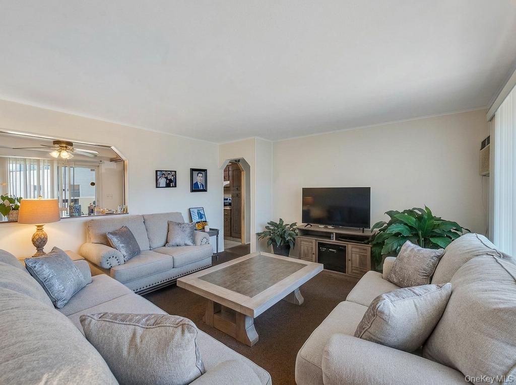 45 Dogwood Road West Islip, NY 11795 - Photo 5 of 20