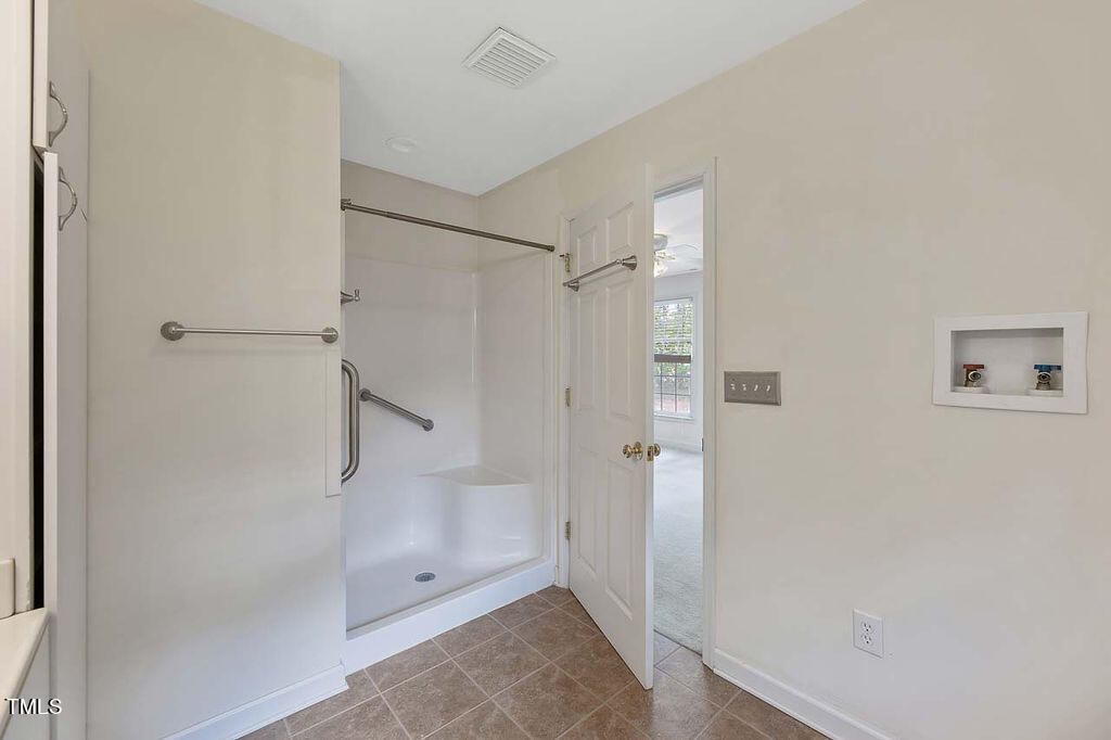 6444 Wynbrook Way Raleigh, NC 27612 - Photo 32 of 39 29