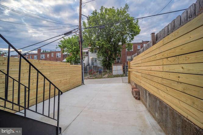 1632 Ridge Place Southeast Washington, DC 20020 - Photo 2 of 33