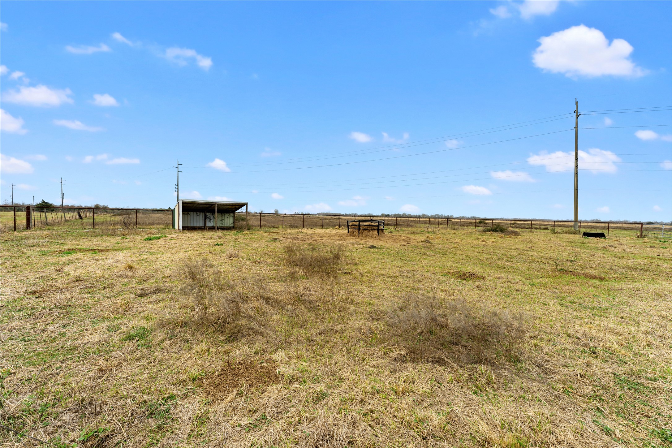 311 County Road 18 Damon, TX 77430 - Photo 18 of 39 a view of a ocean view