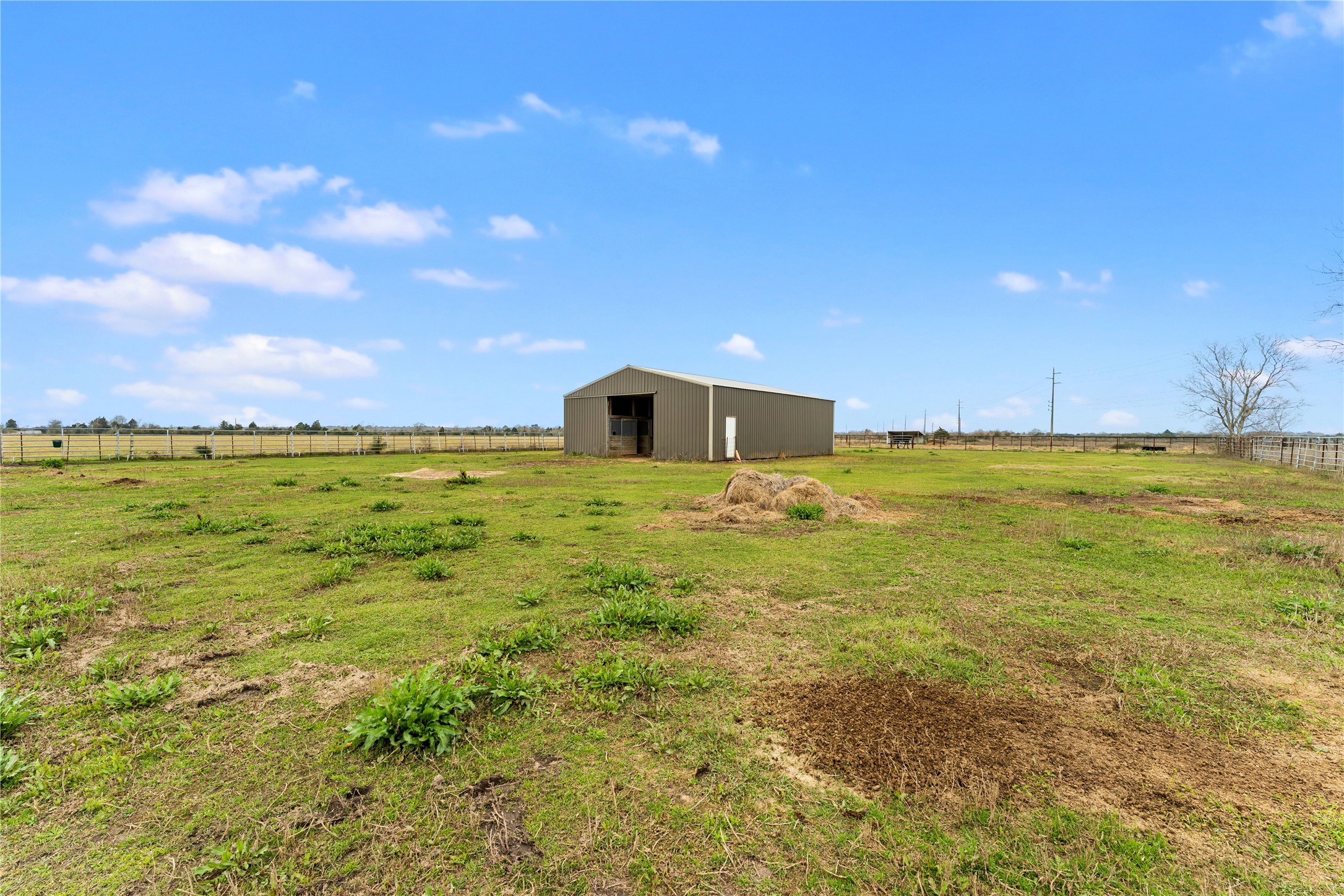 311 County Road 18 Damon, TX 77430 - Photo 22 of 39