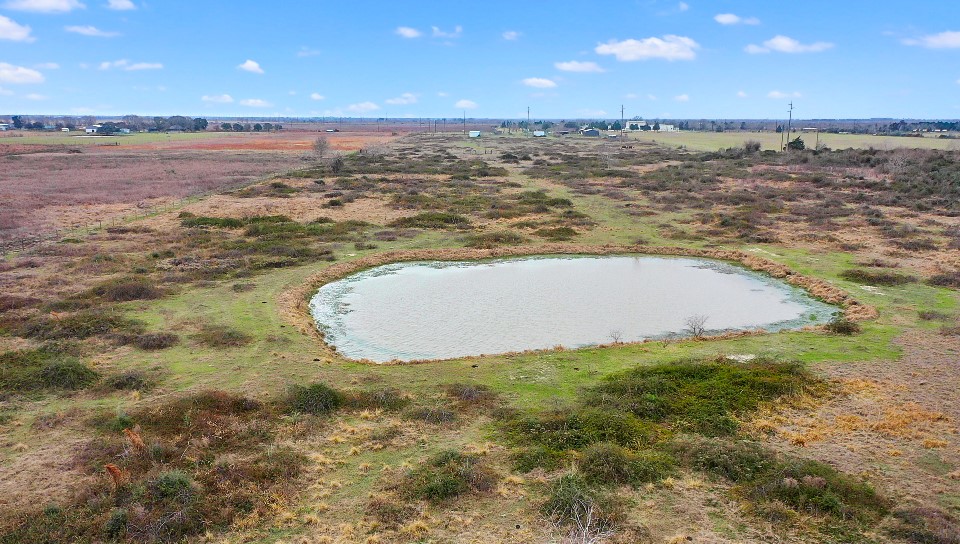 311 County Road 18 Damon, TX 77430 - Photo 8 of 39 a view of an ocean and beach