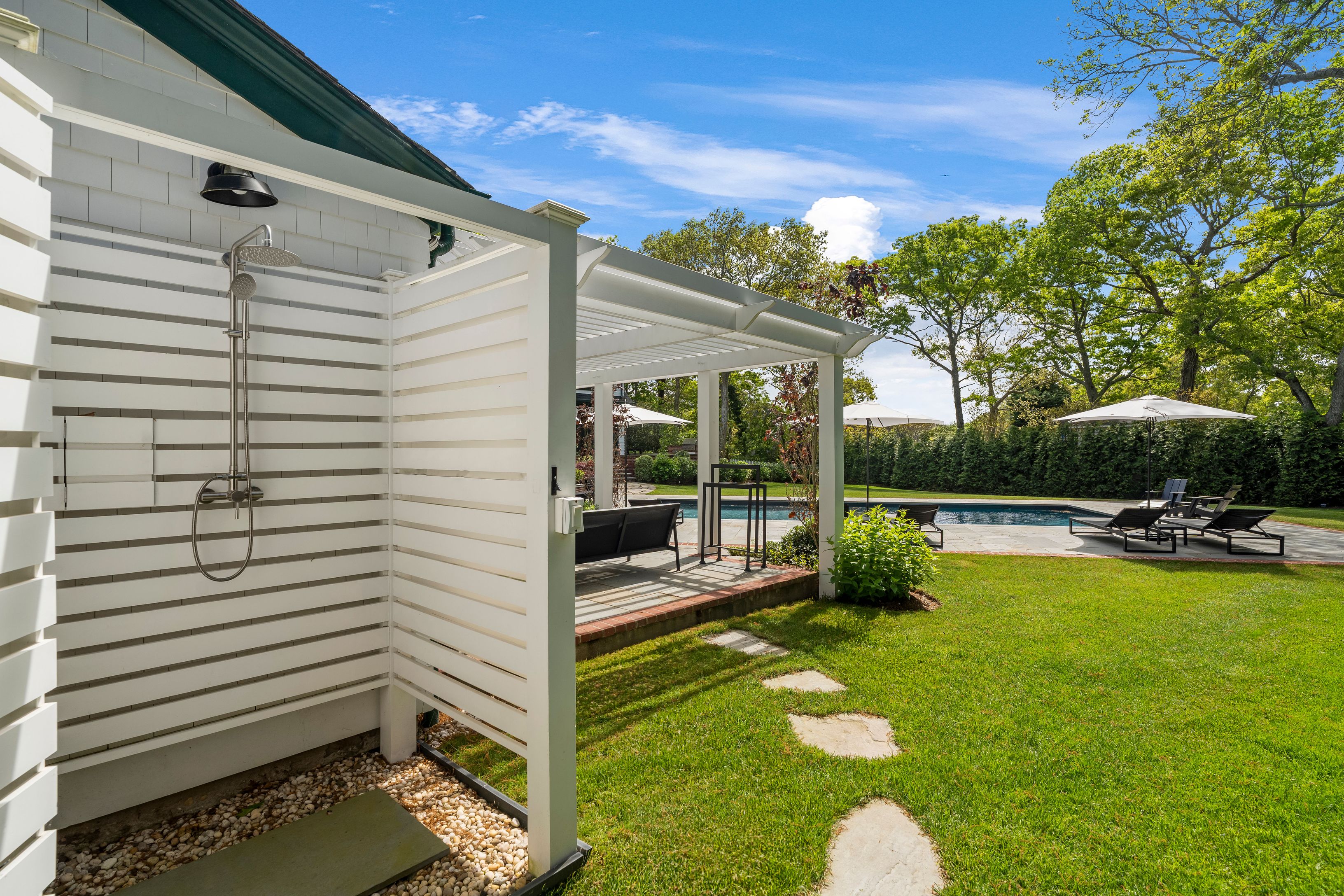 91 East Tiana Road Hampton Bays, NY 11946 - Photo 40 of 48